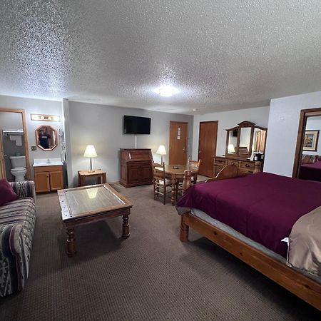 Regency Inn Dodge City Εξωτερικό φωτογραφία